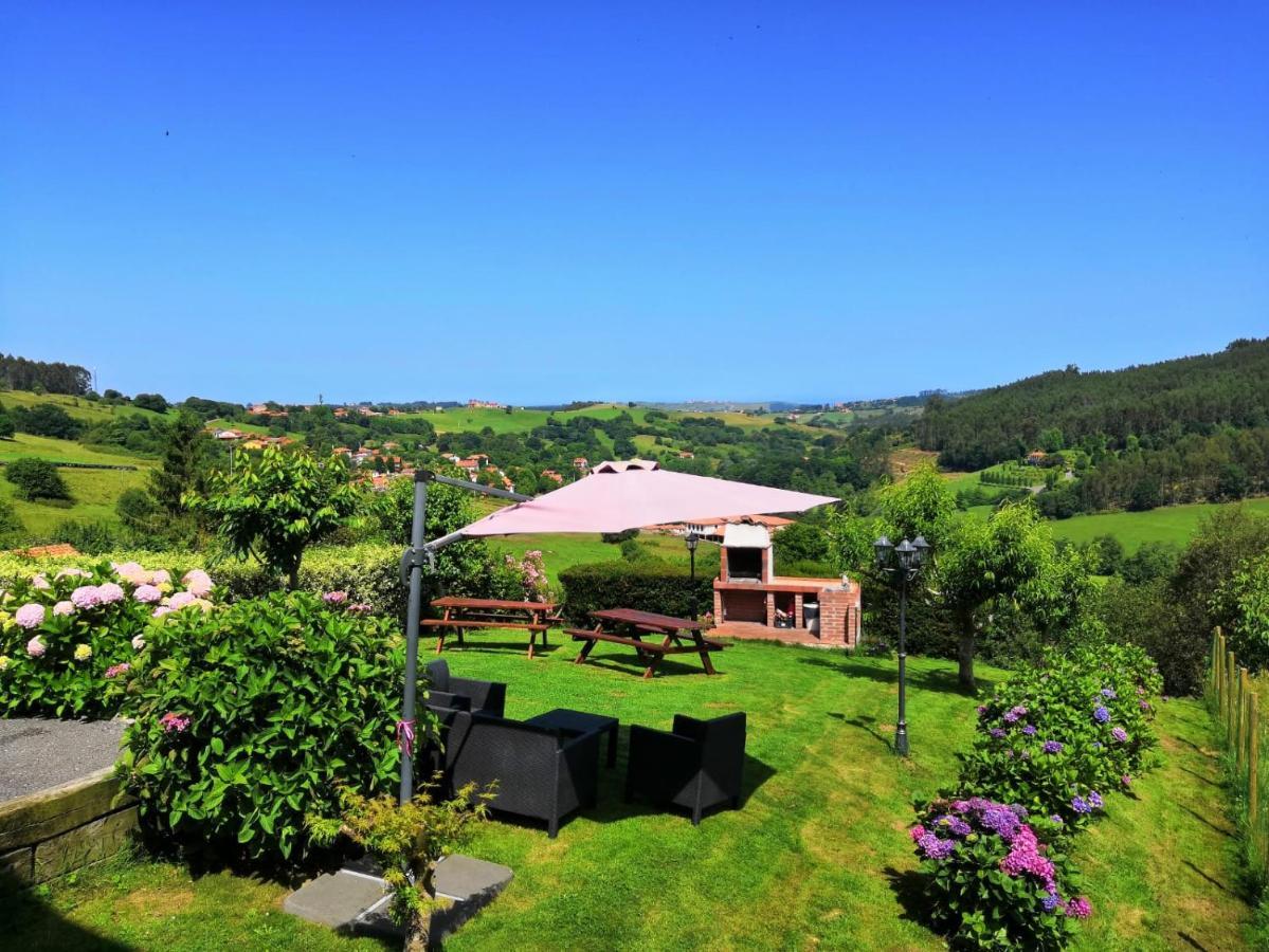 Apartamentos Corona Comillas Exteriör bild
