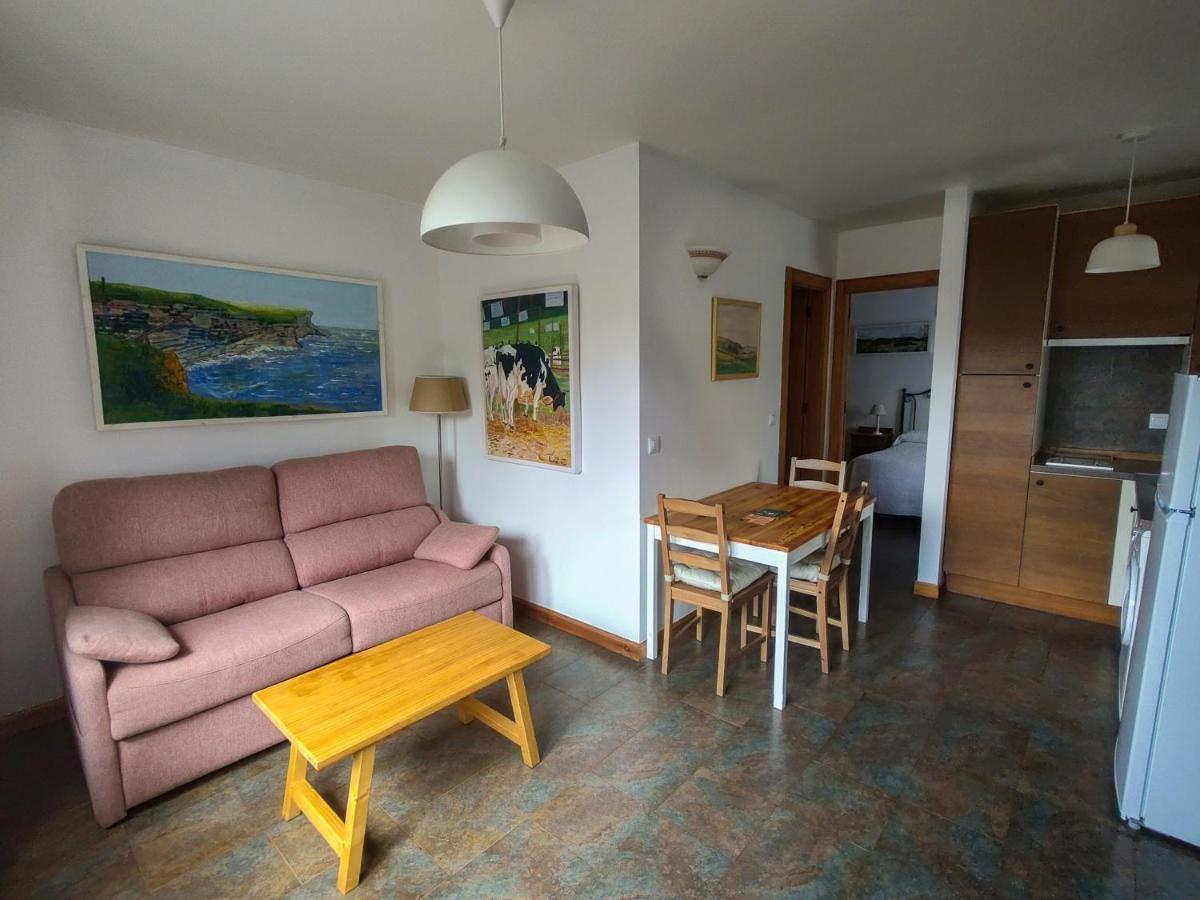 Apartamentos Corona Comillas Exteriör bild