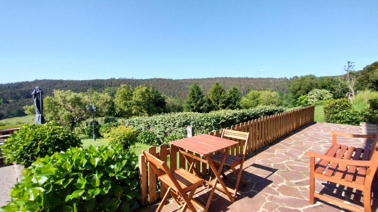 Apartamentos Corona Comillas Exteriör bild