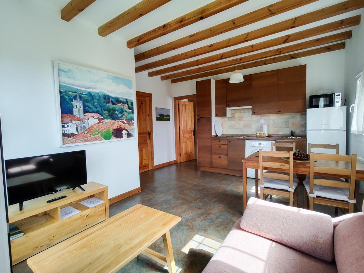 Apartamentos Corona Comillas Exteriör bild