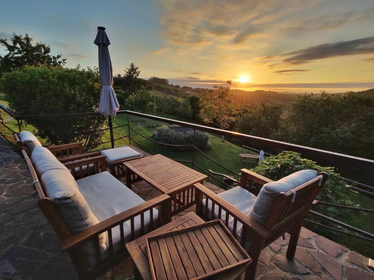 Apartamentos Corona Comillas Exteriör bild