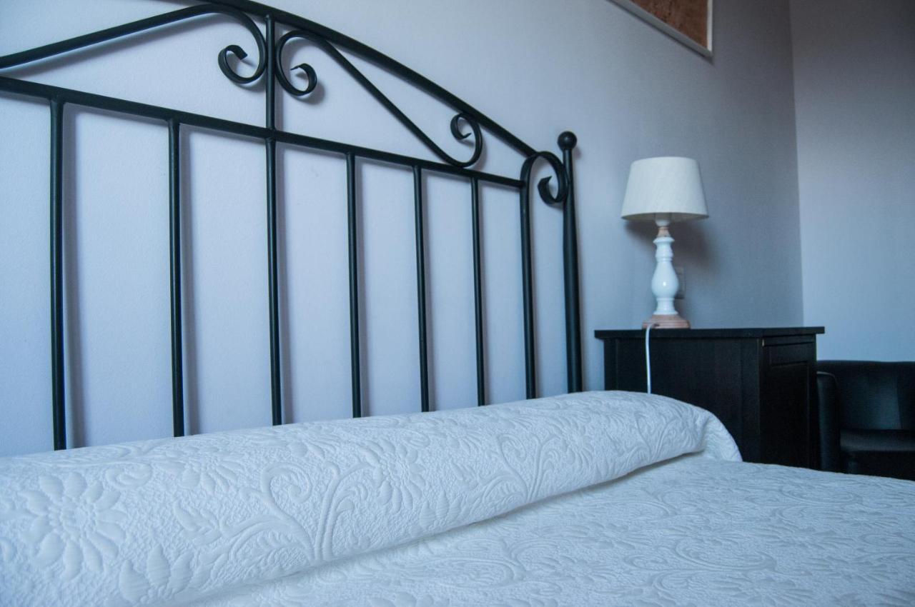 Apartamentos Corona Comillas Exteriör bild