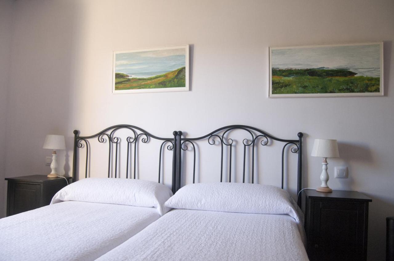 Apartamentos Corona Comillas Exteriör bild